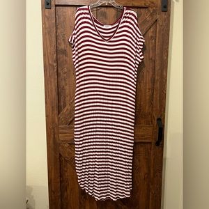Women red and white striped stretchy dress